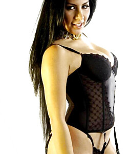 leysi suarez 2